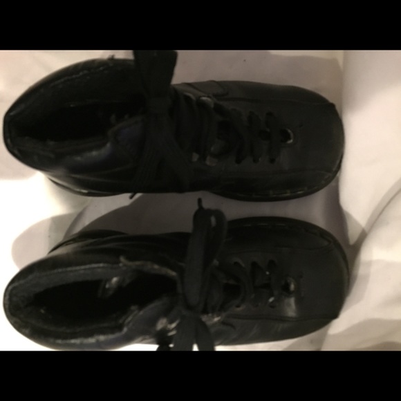 Black platform Dr Martens - Picture 2 of 3